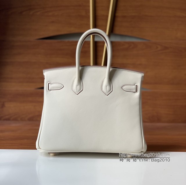 Hermes女包 愛馬仕Birkin25 swift皮 手工縫製 奶昔白金扣 Hermes鉑金手提包  tdh2150